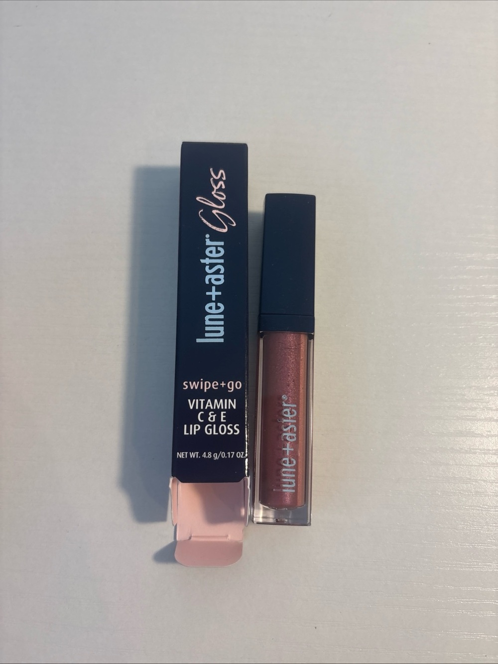 LUNE+ASTER Swipe+Go Vitamin C & E Lip Gloss *VLOGGER* 0.17 Oz Full Size NIB.